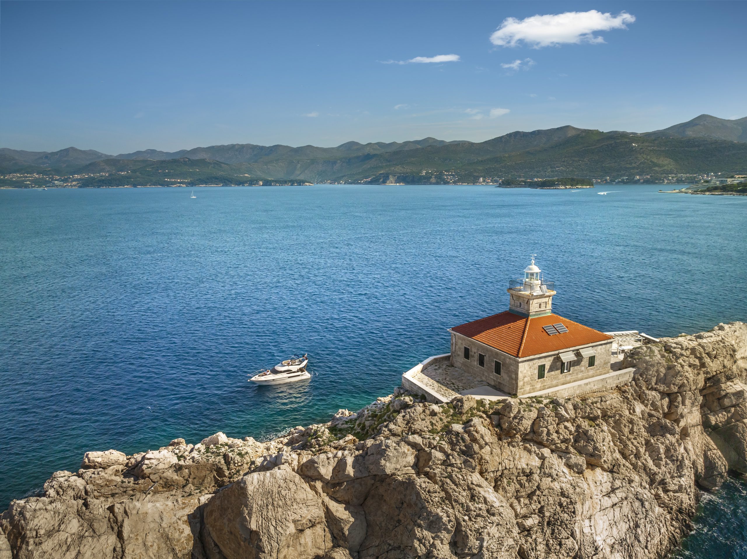 motor yacht charter in croatia